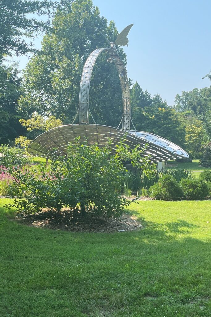 "A Bouquet for Marjorie" sculpture.